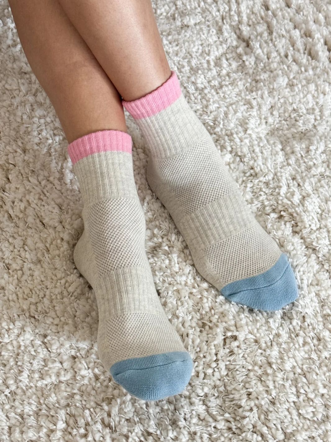 Color Block Girlfriend Socks - Grey Pink - Image 2