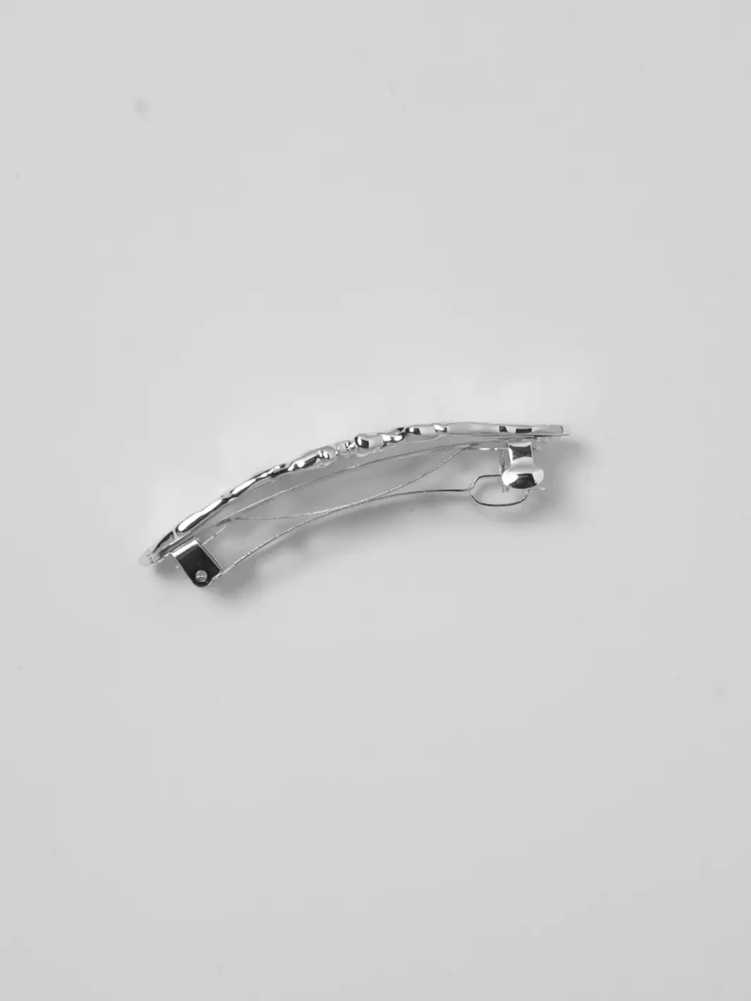 Frida Barrette in Silver - Image 4