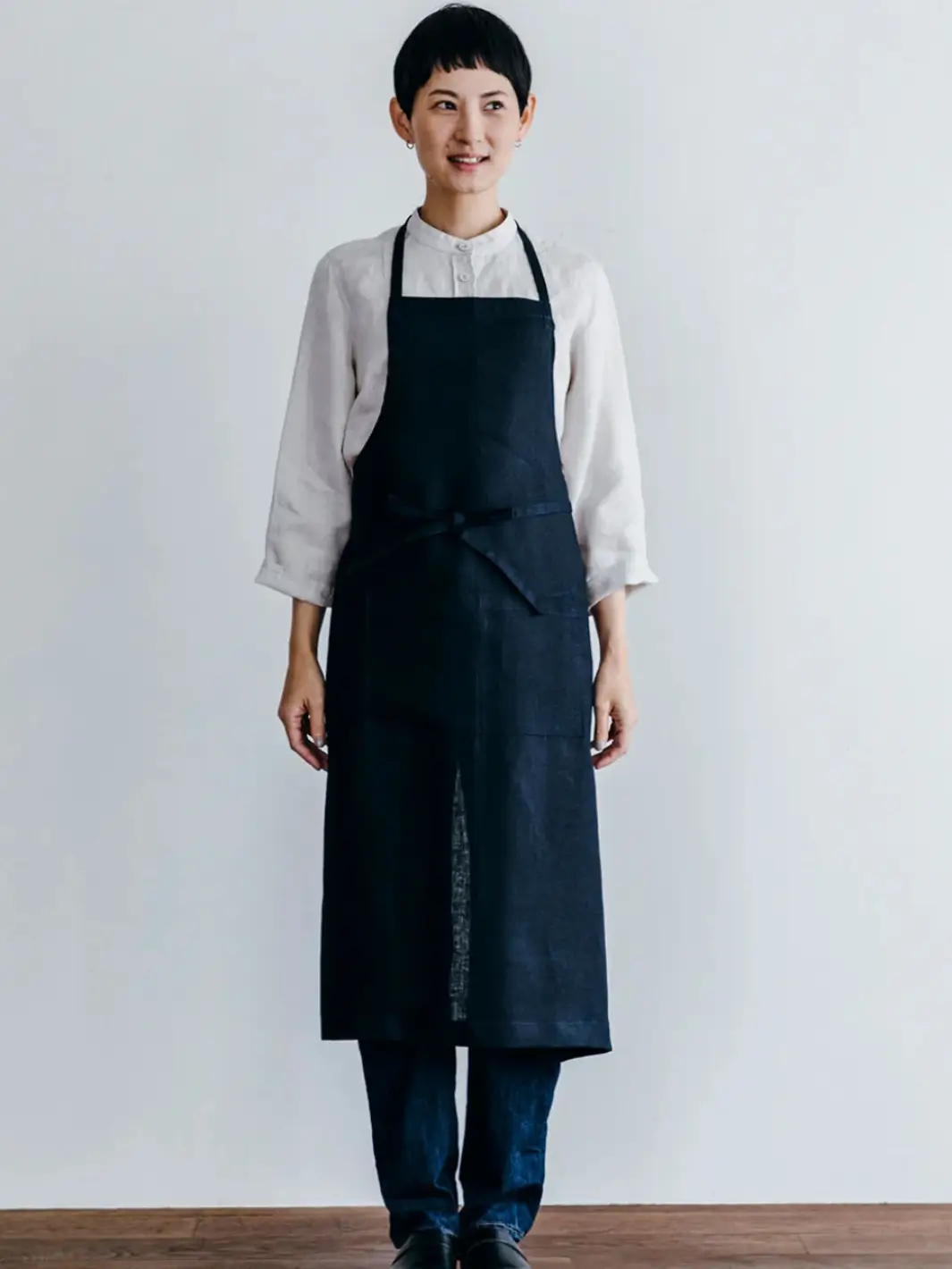Linen Full Apron - Navy - Image 2