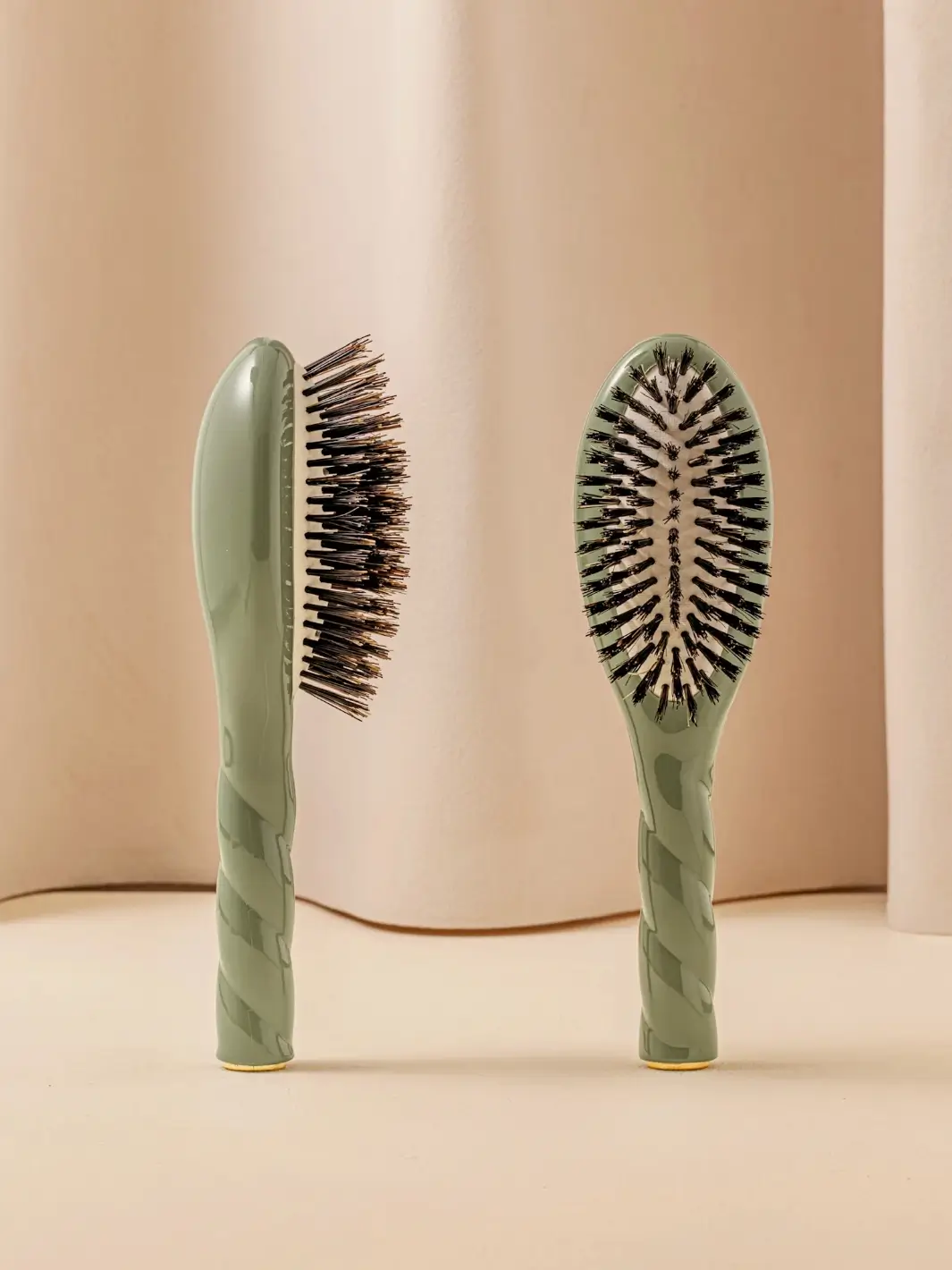 N.01 Small The Shine & Care Hairbrush The Universal Brush - Image 11