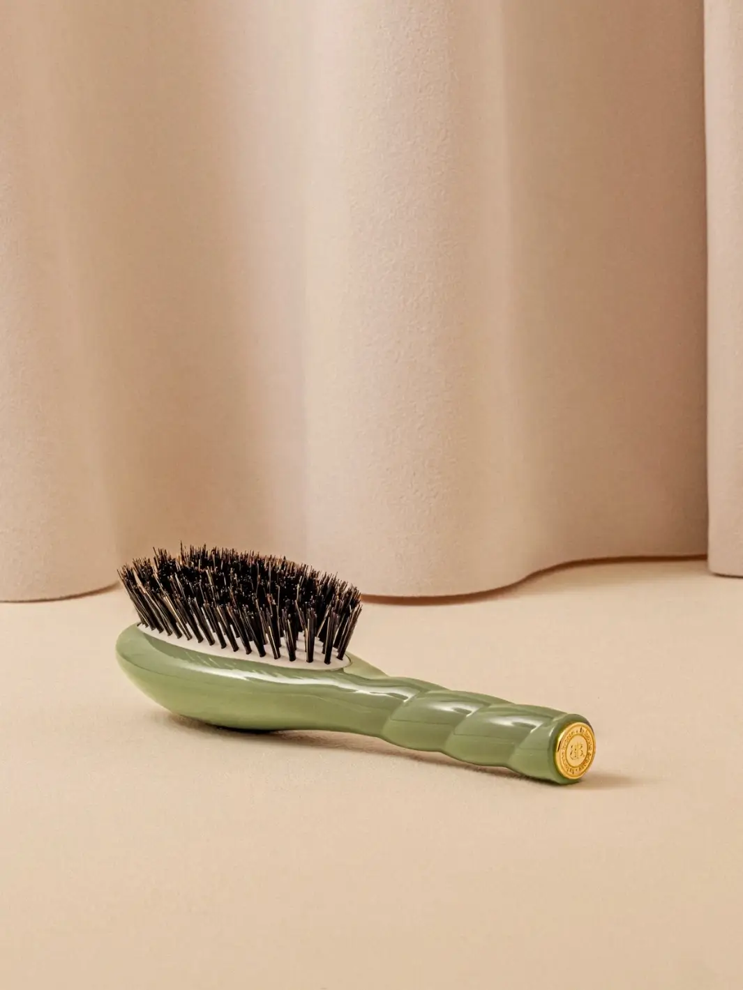 N.01 Small The Shine & Care Hairbrush The Universal Brush - Image 14