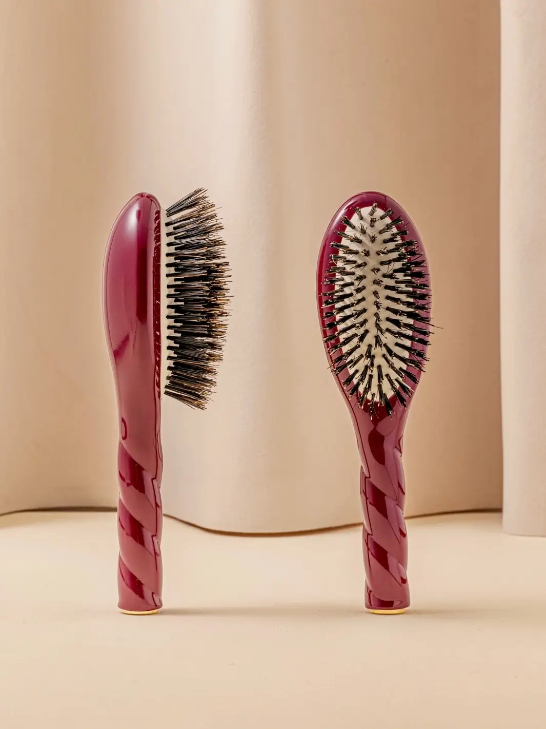 N.01 Small The Shine & Care Hairbrush The Universal Brush - Image 3