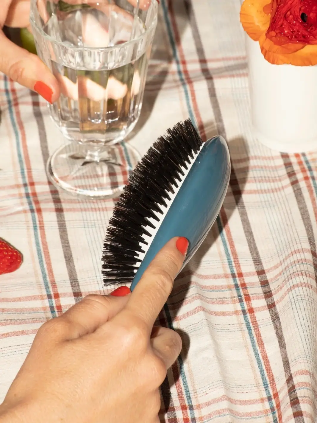 N.01 Large The Shine & Care Hairbrush The Universal Brush - Image 12