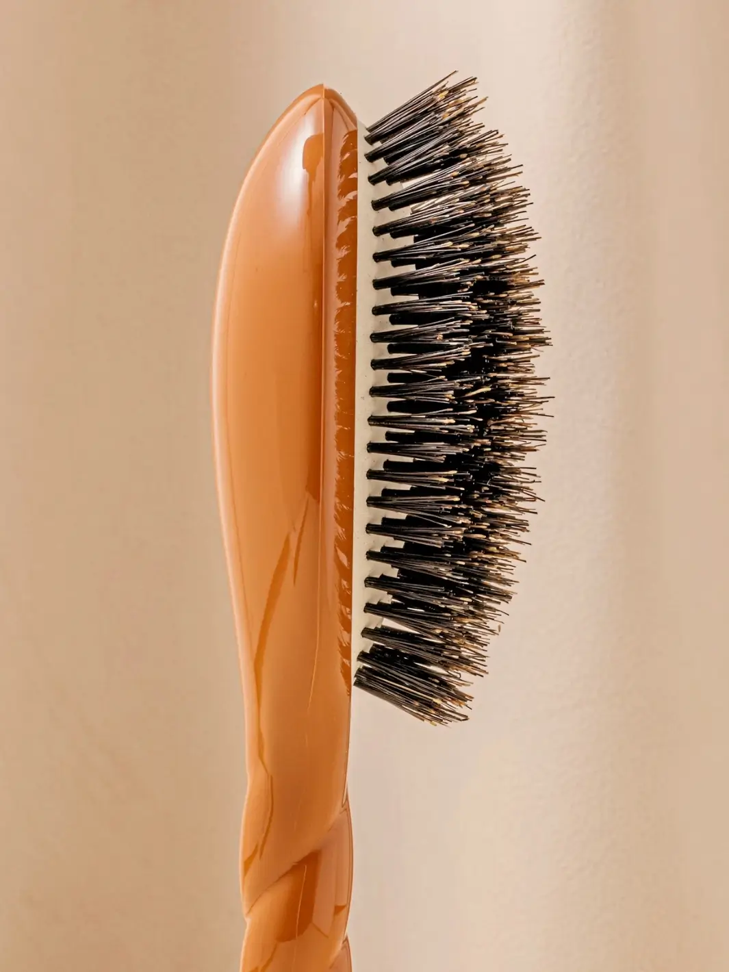 N.01 Large The Shine & Care Hairbrush The Universal Brush - Image 54