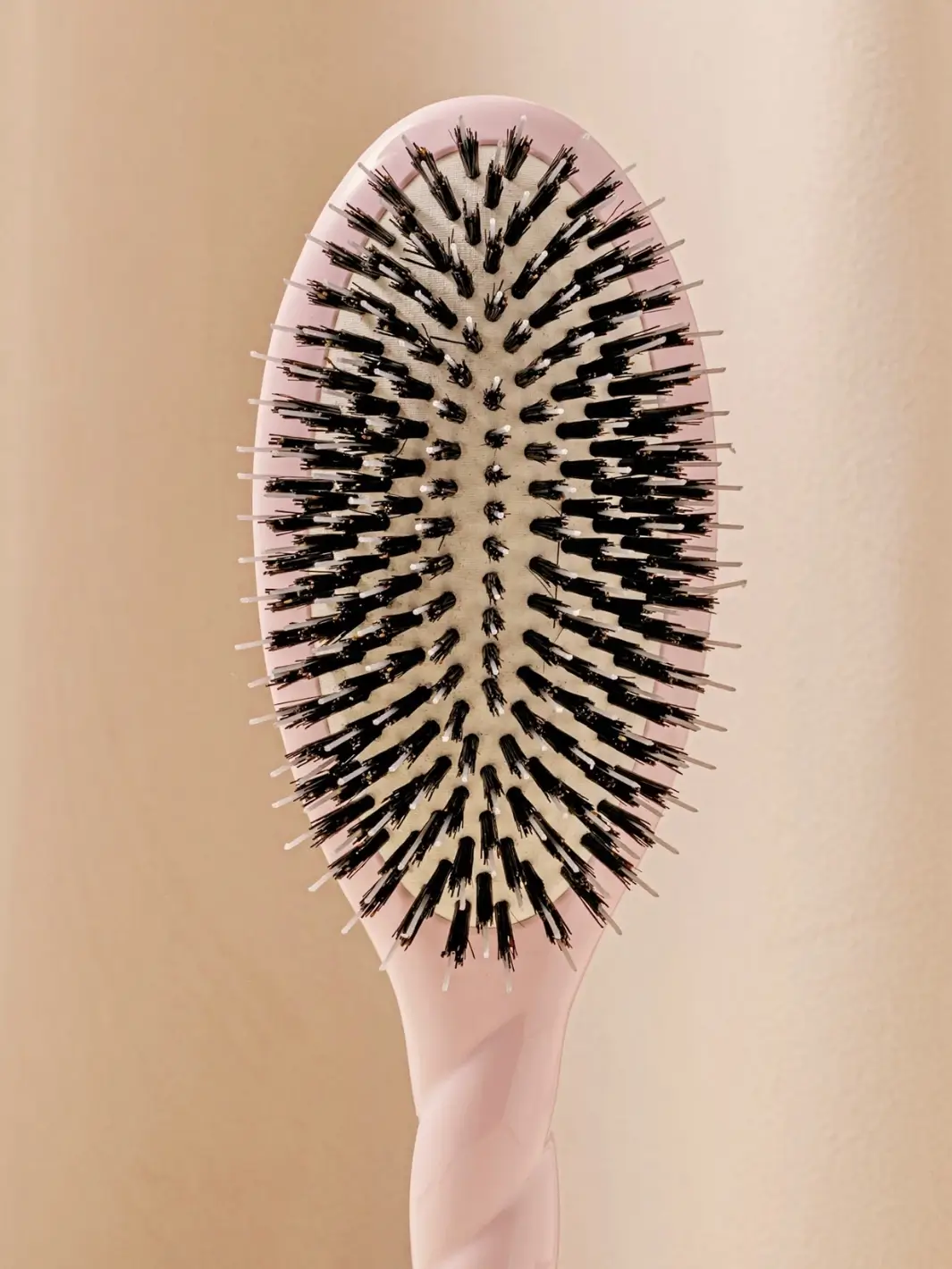 N.02 Large The Essential Detangling & Conditioning Brush - Image 31