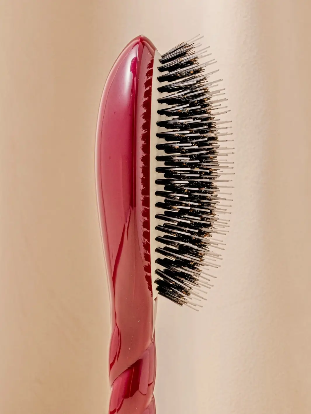 N.02 Large The Essential Detangling & Conditioning Brush - Image 5