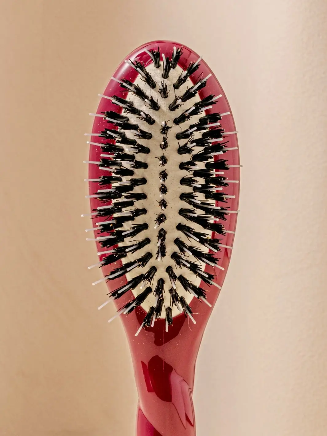 N.02 Small The Essential Detangling & Conditioning Brush - Image 6
