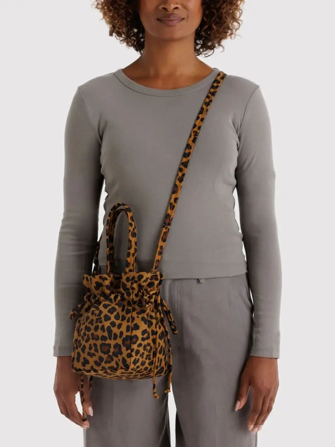 Nylon Drawstring Bag - Leopard - Image 4