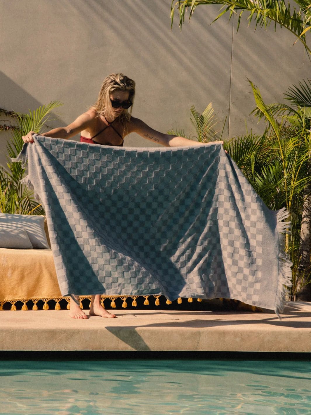 Organic Poolside Checkered Beach Towel - Pumice - Image 2