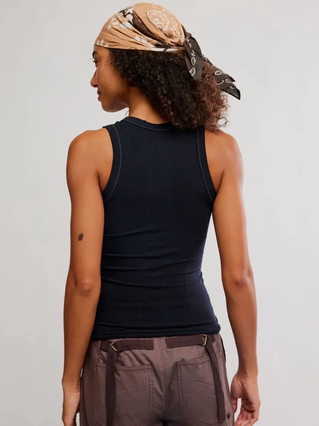 So Soft Seamless Modal Tank - Black - Image 4