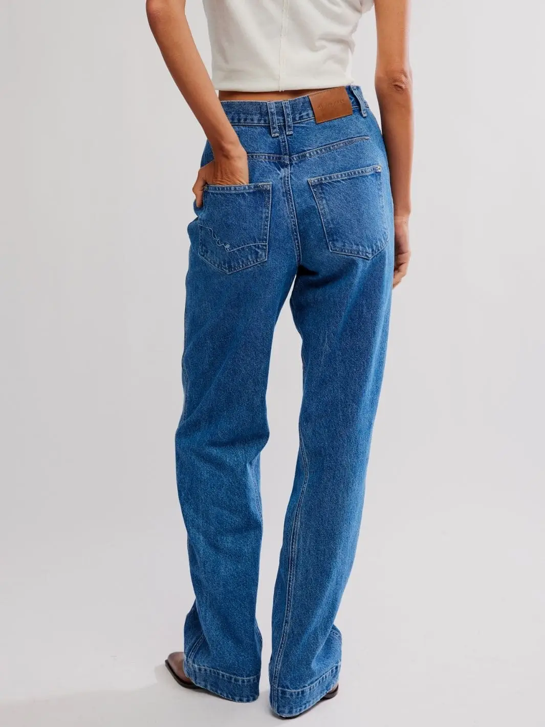 Stick Around Slim Curve Jeans - Stay For The Morning - Image 4