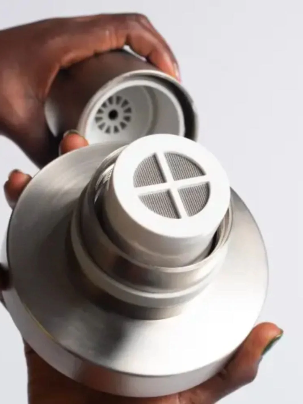 The Filtered Shower Head Replacement Filter - Image 2